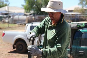 Outback Links Volunteer Trip - Volunteers in action